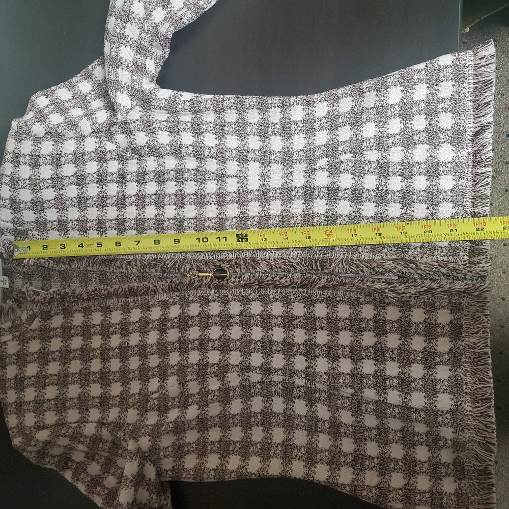 St. John Collection 3pc. Pink Tweed Jacket Suit - Picture 14 of 16